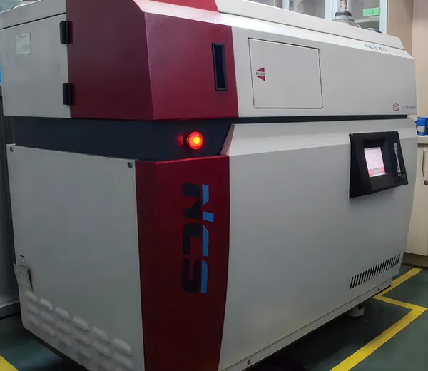 Spectromètre d’émission optique (OES)