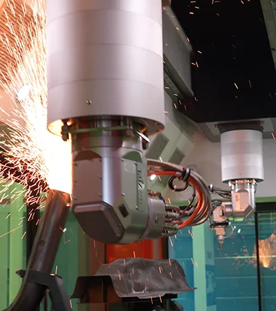 Machine de découpe laser 3D double station