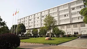 Base de R&D et fabrication d’équipement laser haut de gamme