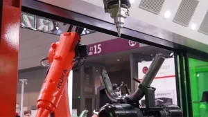 Machine de découpe laser 3D double station à 16 axes